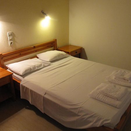 Oasis Apartments & Rooms Плакиас Экстерьер фото