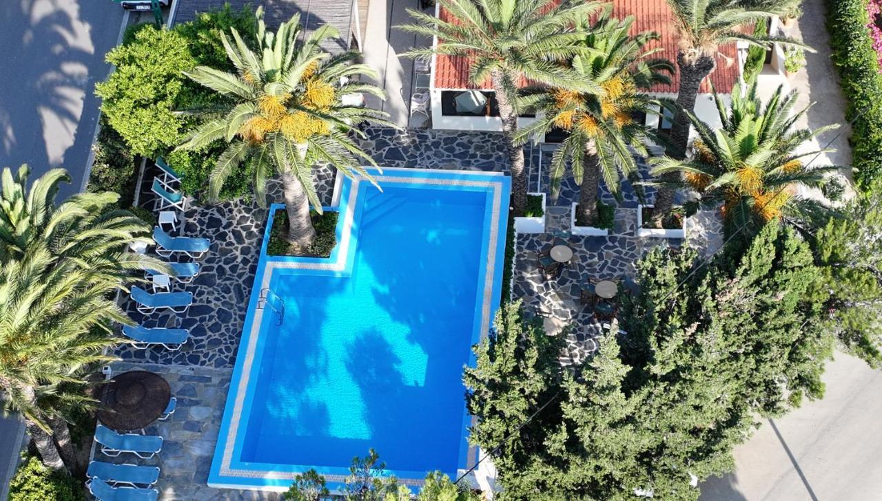 Oasis Apartments & Rooms Плакиас Экстерьер фото