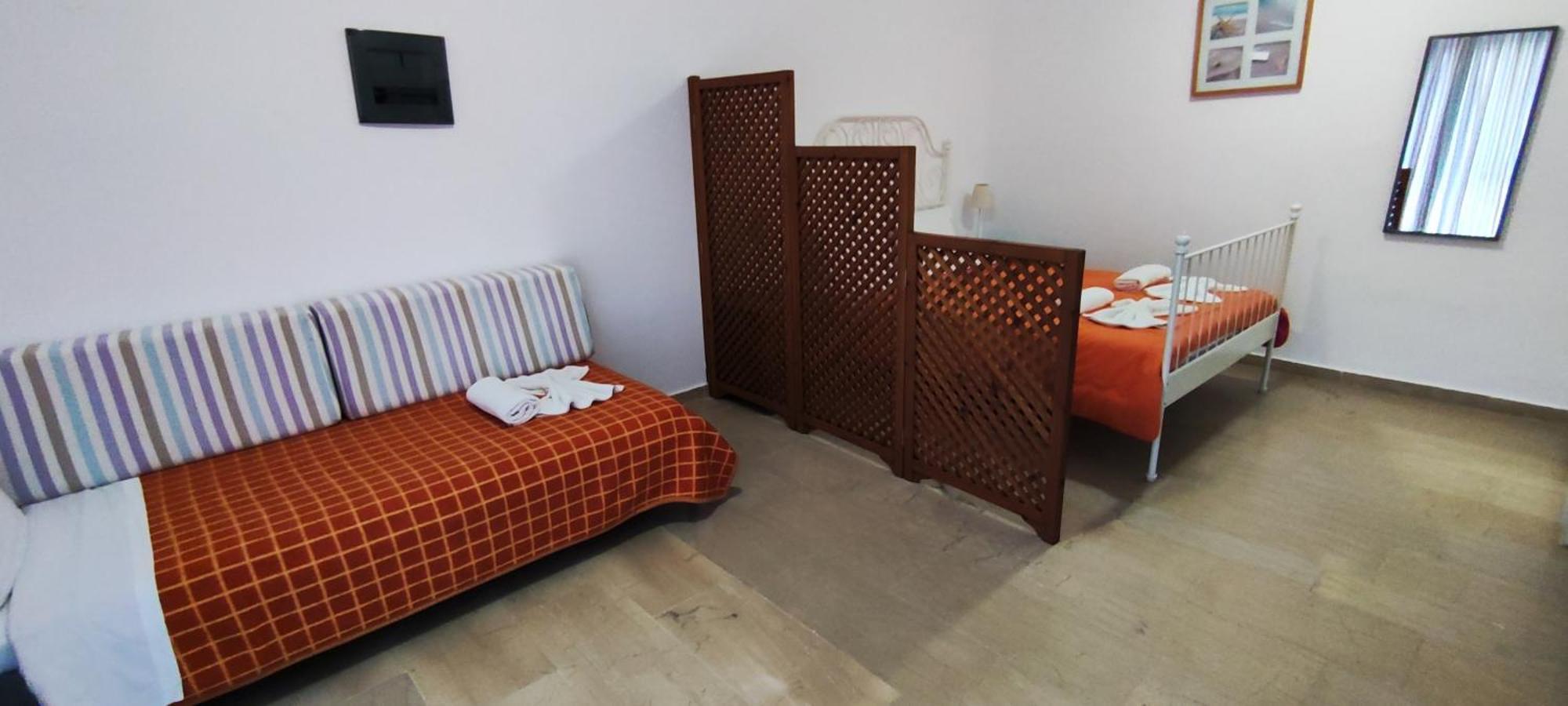 Oasis Apartments & Rooms Плакиас Экстерьер фото