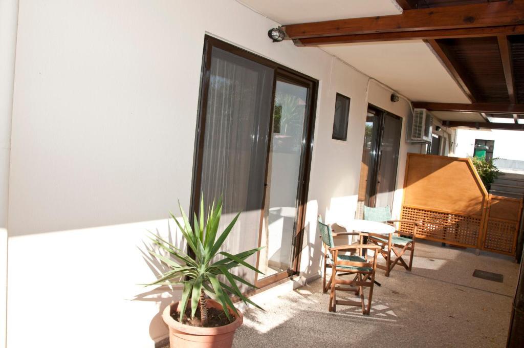 Oasis Apartments & Rooms Плакиас Номер фото