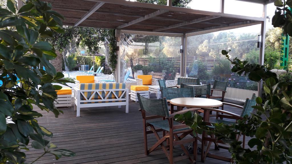 Oasis Apartments & Rooms Плакиас Экстерьер фото